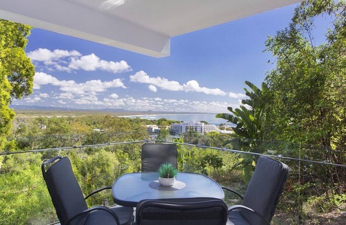 Noosa Heads Apartment | Kalimna 1 - Stunning views over Hastings Street & North Shore