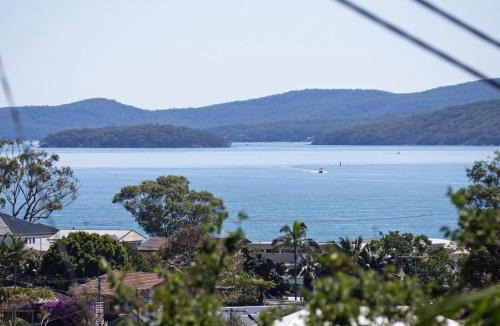 Corlette House | Kallaroo great house with views pool WI FI and aircon