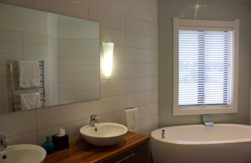 Pakowhai Resort | Kalldeen Luxury Accommodation