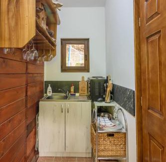 Firiza Cabin | KALMul naturii, iureșul pădurii