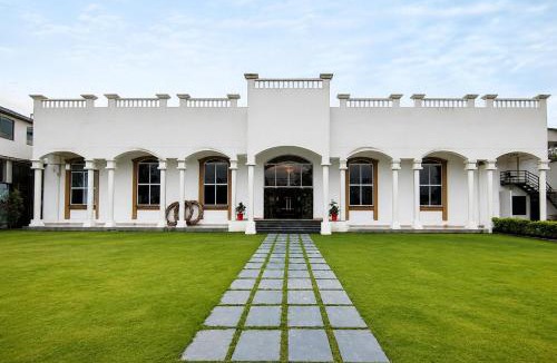 Sundarnagar Hotel | Kamaksha Palace