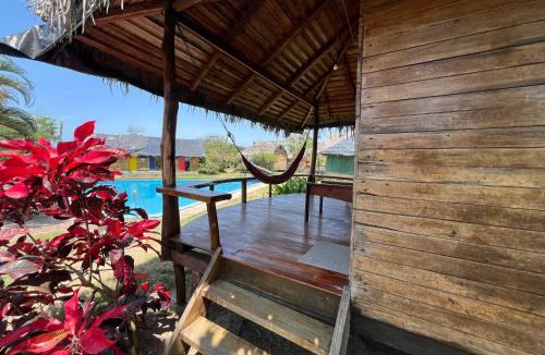 Montanita Hostel | Kamala Surf & Backpacker Hostel
