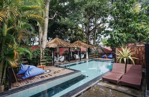 Bukit Hotel | Kampung 168