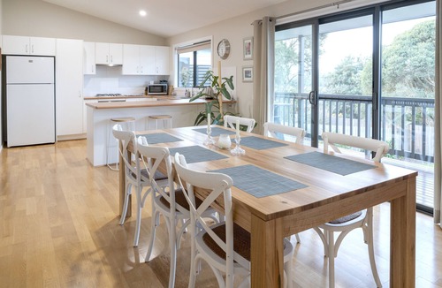 Woori Yallock House | Kanangra Place, heart of the Yarra Valley!