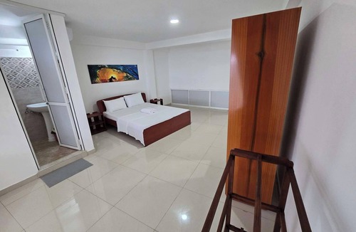 Kandy House | Kandy Panoramic MPM Deluxe balcony suit-Aircon-4B3