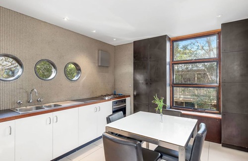 Emerald Beach House | Kangarilla - close walk to Emerald Beach shops and beach