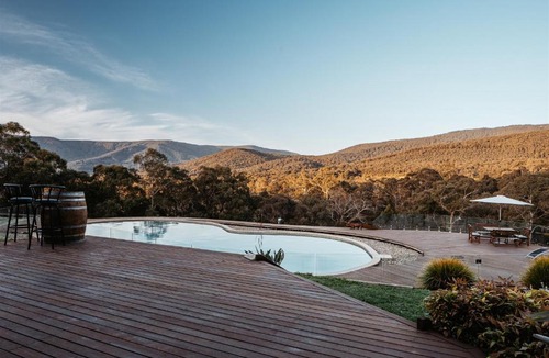 Yarra Junction House | Kangaroo Manor