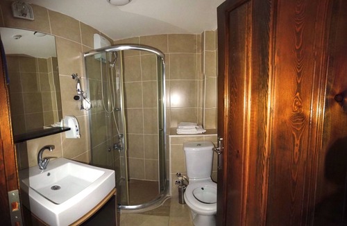 Akcaabat Hotel | Kanoglu Konagi