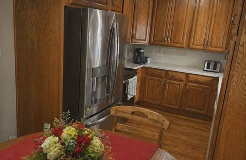 Leavenworth House | Kansas City World Cup Home W/Resort Pool outdoor entertainment area sleeps 8