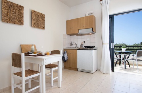 Galatas House | Kanso Rooms