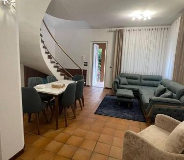 Villanova House | KapaCasa