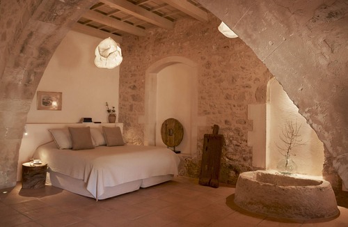 Kapsaliana Hotel | Kapsaliana Village Hotel