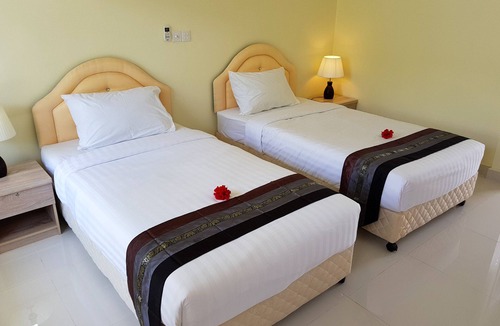 Thoddoo House | Karaa Village