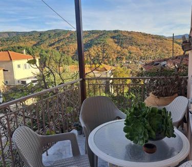 Karyes Apartment | Karachalios Maisonette