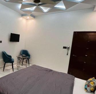 Loralai District Apartment | Karachi inn Guest