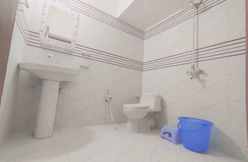 Karachi House | Karachi Motel
