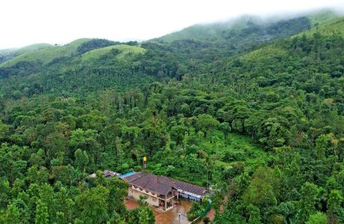 Sakleshpur House | Karadikallu Homestay - Private Waterfalls, Trek, Hill Top, Home Food