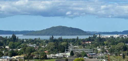 Rotorua Bed & Breakfast | KARANDA BnB
