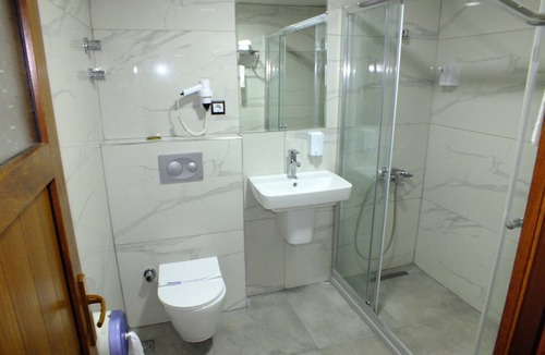 Mesudiye Mahallesi Hotel | Kardelen Hotel