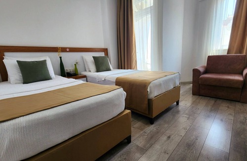 Eski Lara Hotel | Karden Otel