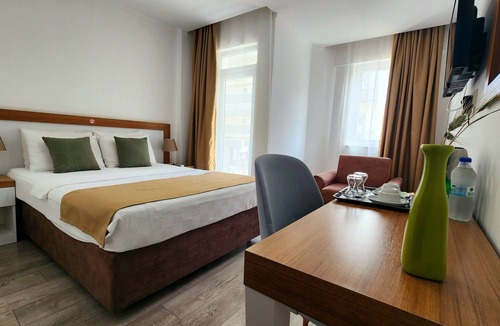 Eski Lara Hotel | Karden Otel