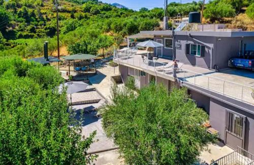 Katochori House | Karel house