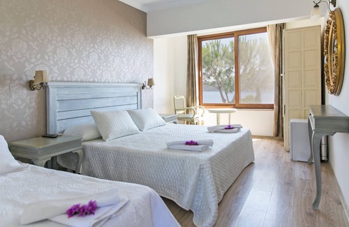 Golturkbuku Hotel | Karianda Hotel