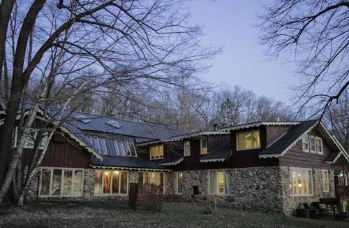 Frazee House | Karinall Estate at the Lake: sleeps 24, 8 bedrooms, 6 bathrooms, 9,400 sq ft