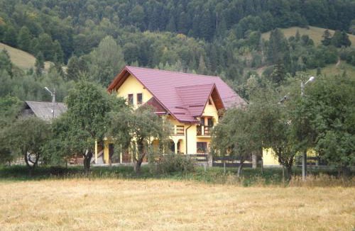Sucevita House | Karisma Kriss