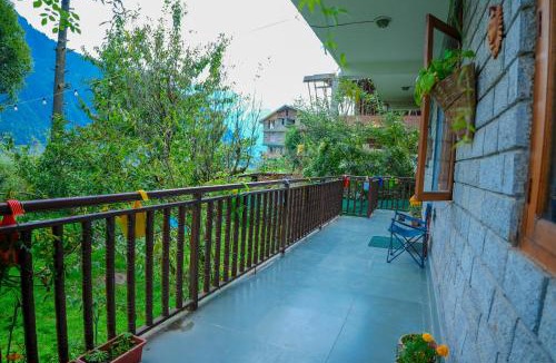 Kasol Hotel | Karma Stays