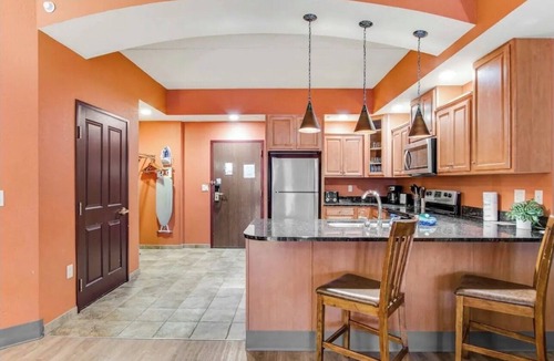 Wisconsin Dells Condo | Karmak 2 bedroom condo on the first floor.