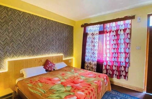 Kedarnath Hotel | Karnataka House