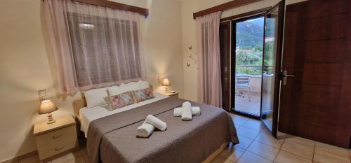 Glyki Apartment | Karras Apartments