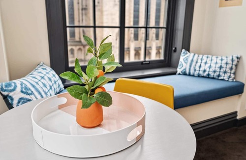East Liberty Apartment | Kasa | Accessible Studio in the Heart of Steel City | The Maverick