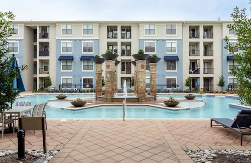 Frisco Apartment | Kasa | Family Friendly 2BD + Fast Wifi | Frisco