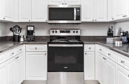 Wellington Apartment | Kasa | Family Friendly 2BD + Amenity Access | Wellington