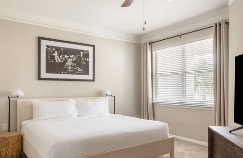 Pearland Apartment | Kasa | Inviting 2BD in South Houston | Pearland