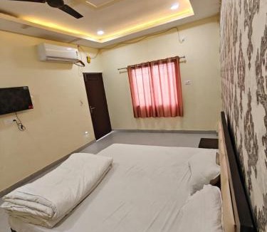 Varanasi Hotel | Kashipati Palace