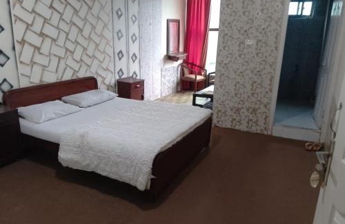 Murree Hotel | Kashmir Continental Hotel Murree
