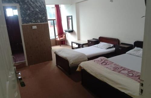 Murree Hotel | Kashmir Continental Hotel Murree