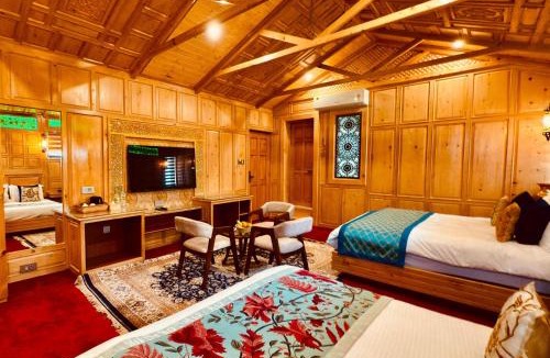 Nishat-Shalimar Hotel | Kashmir Mahal Resorts by Stay Pattern