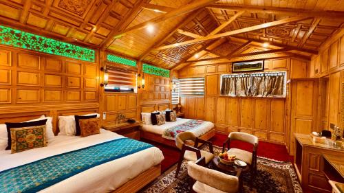 Nishat-Shalimar Hotel | Kashmir Mahal Resorts by Stay Pattern