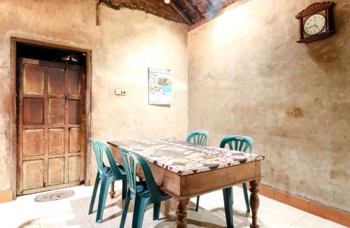Kokap Hostel | Kasmiyem Homestay