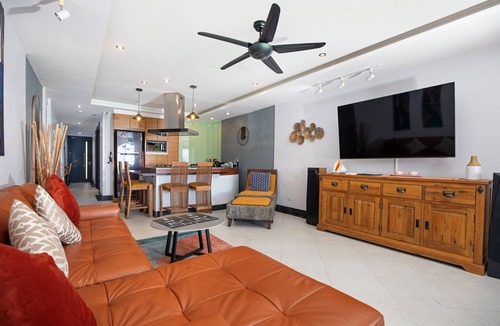 Kata Condo | Kata Beach Luxury Condo; 5 min walk to beach - 85 sqm - Customer Rating: 10/10