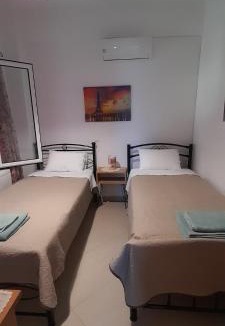 Agii Apostoli Apartment | Kate House