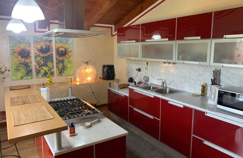 Aulla House | Katherine House- Relaxation in detached villa between Tuscany and the Cinque Terre.