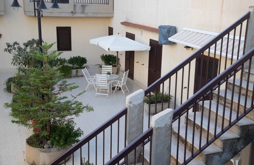 Casuzze Apartment | Kaucana House - Holiday Home near Marina di Ragusa