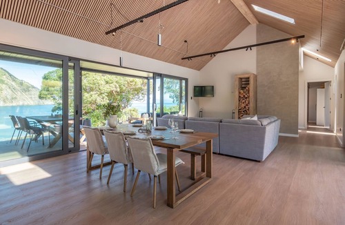 Cable Bay House | Kauri Cottage Pepin Island