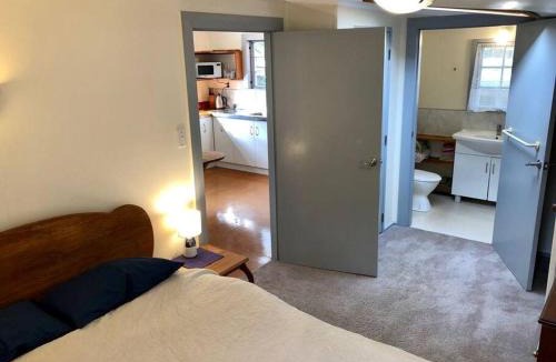Waipapa House | Kauri post cottage