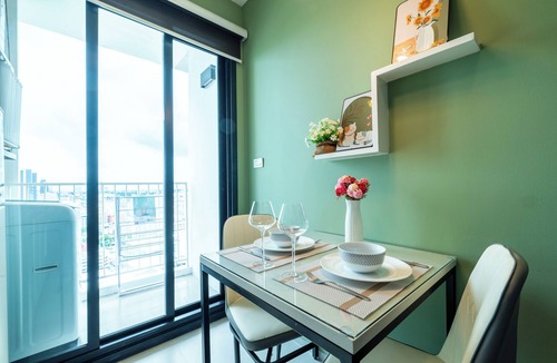 Pattaya Bay Apartment | Kaws Theme - Luxury Seaview High Floor l Infinity Pool l Central Pattaya